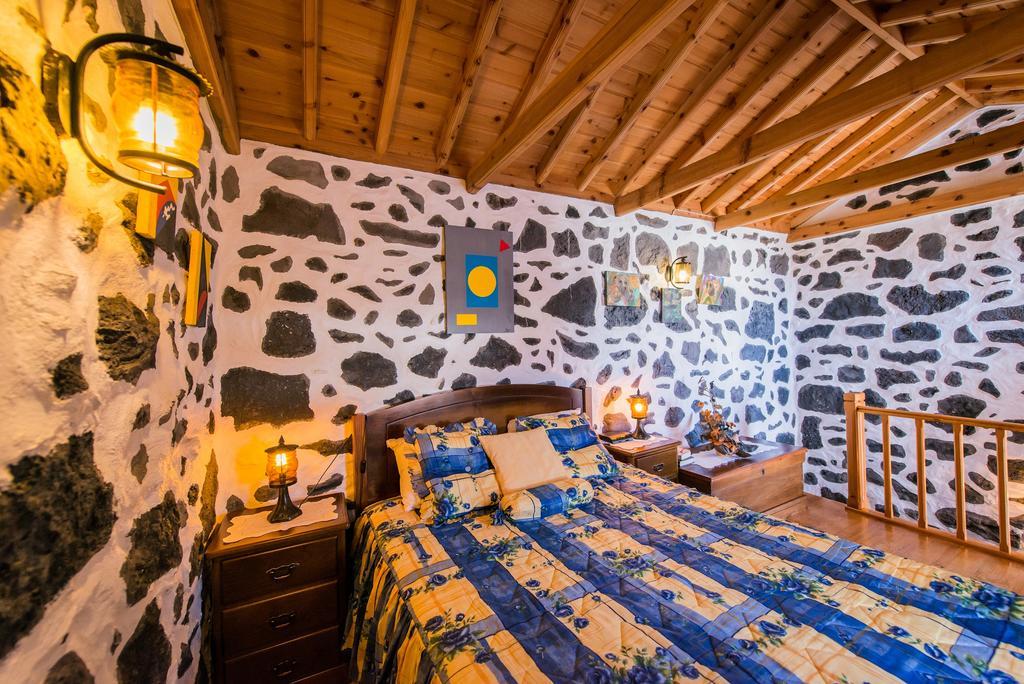 Adega Velha Villa Calheta de Nesquim ภายนอก รูปภาพ