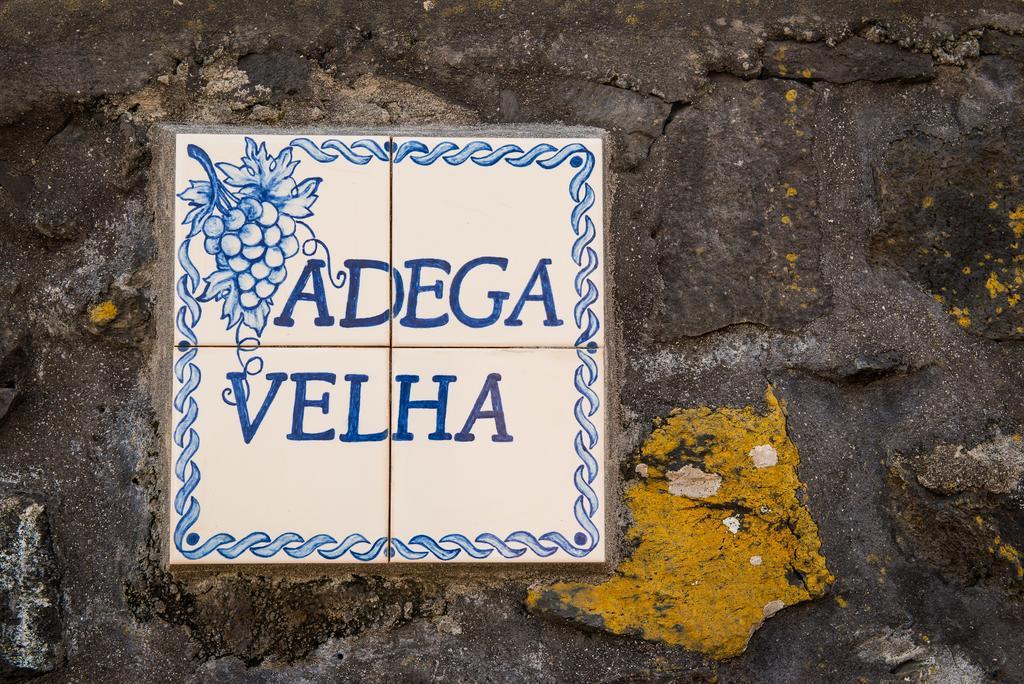 Adega Velha Villa Calheta de Nesquim ภายนอก รูปภาพ
